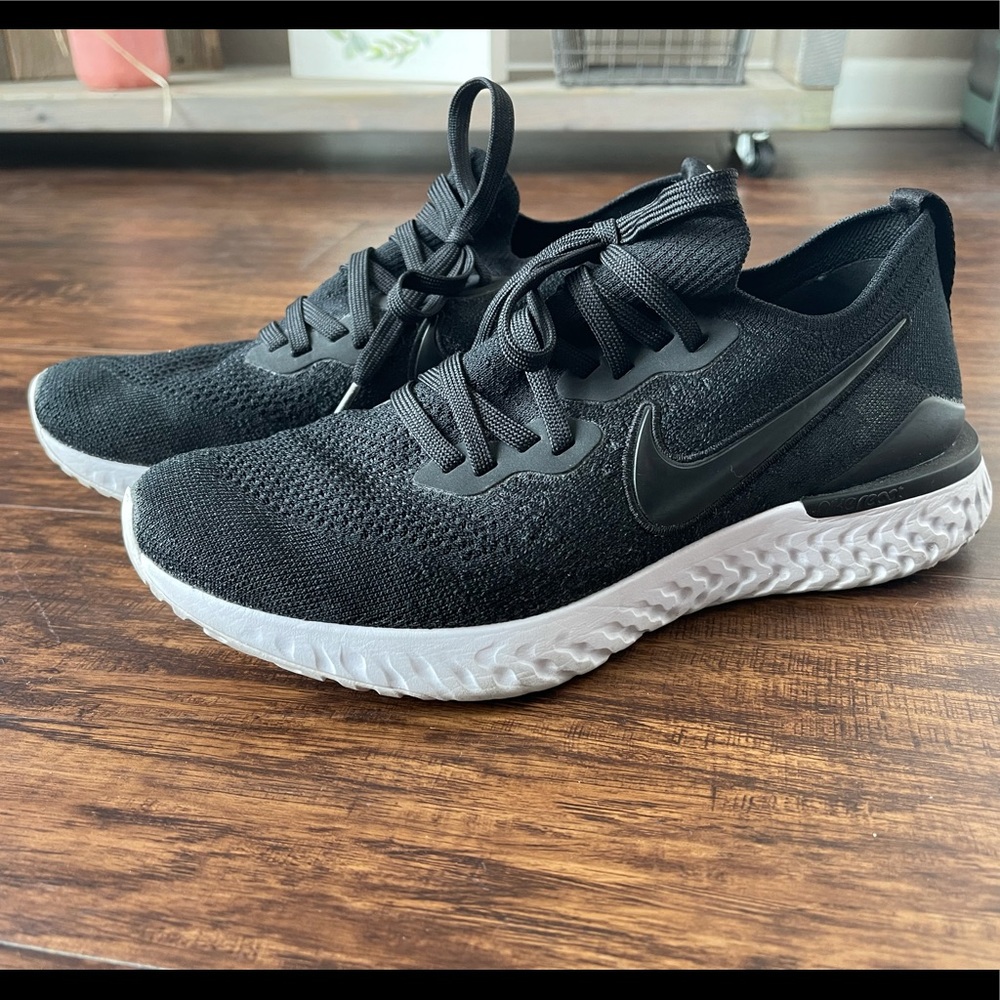 BARELY WORN NIKE EPIC REACT SHOES